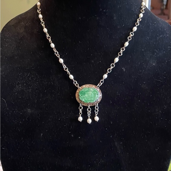 Vintage Jewelry - Antique Sterling Silver Jade Button and Pearl Necklace